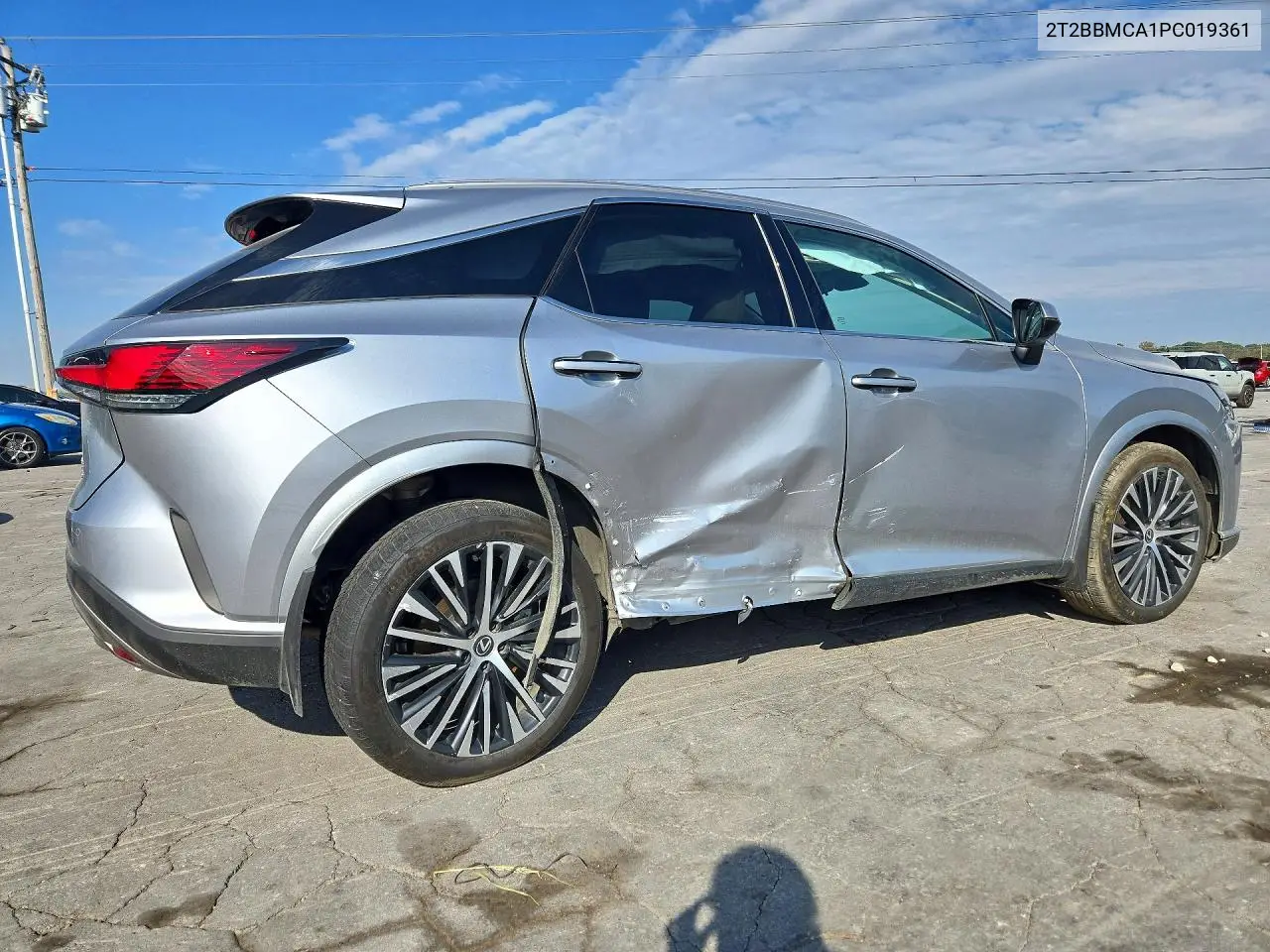 2023 LEXUS RX VIN 2T2BBMCA1PC019361 — фото 3