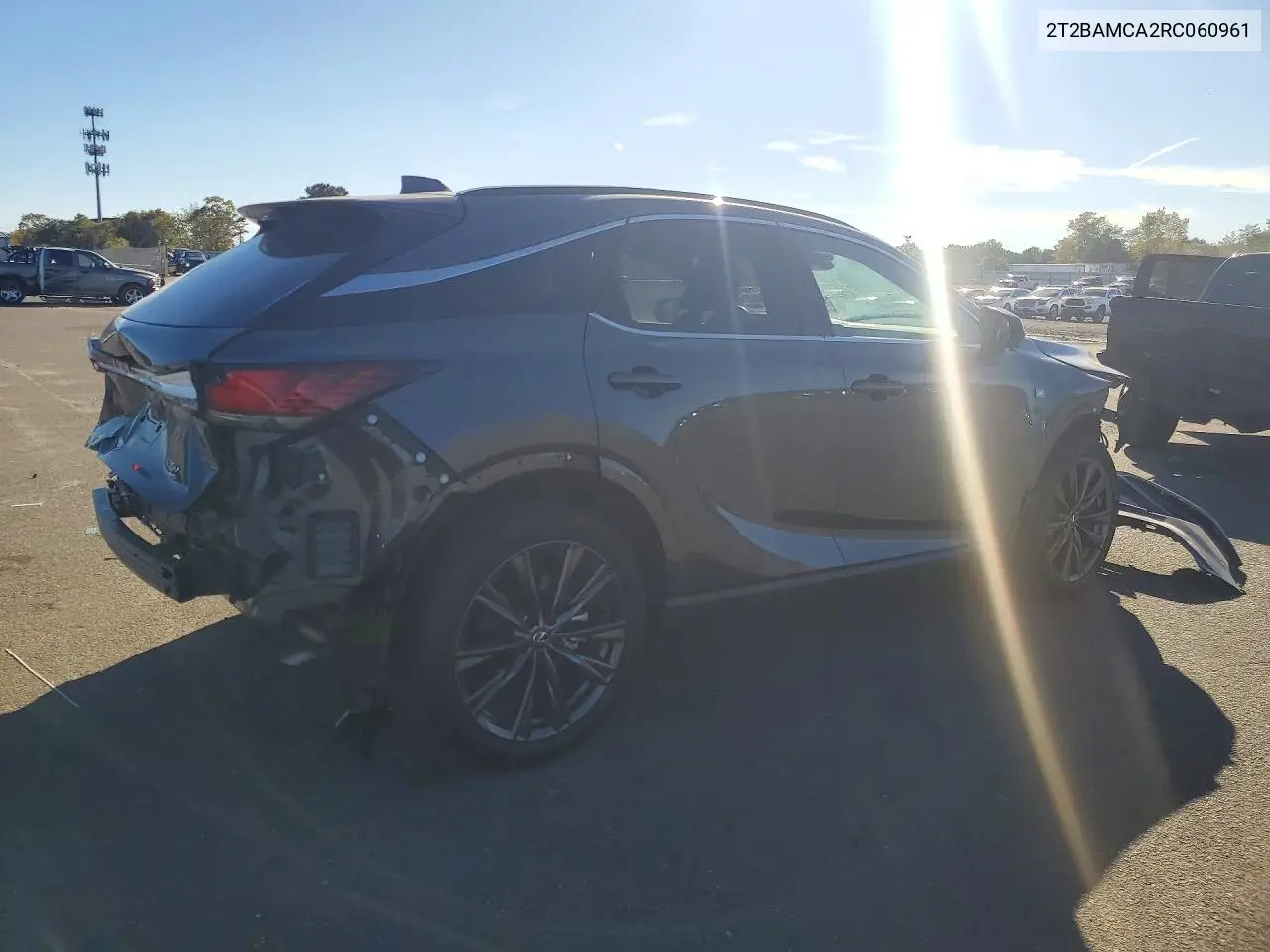 2024 LEXUS RX VIN 2T2BAMCA2RC060961 — фото 3