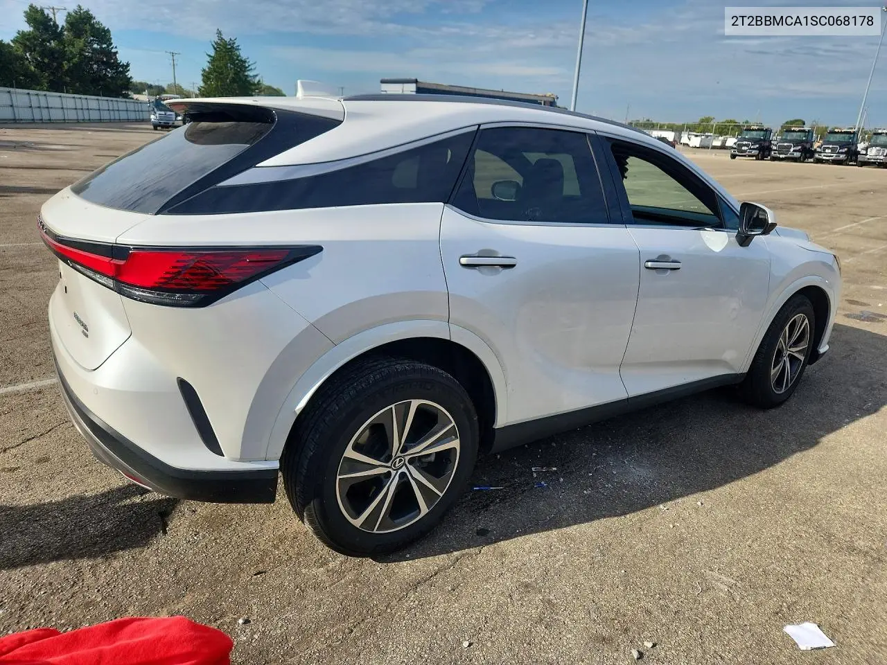 2025 LEXUS RX VIN 2T2BBMCA1SC068178 — фото 3