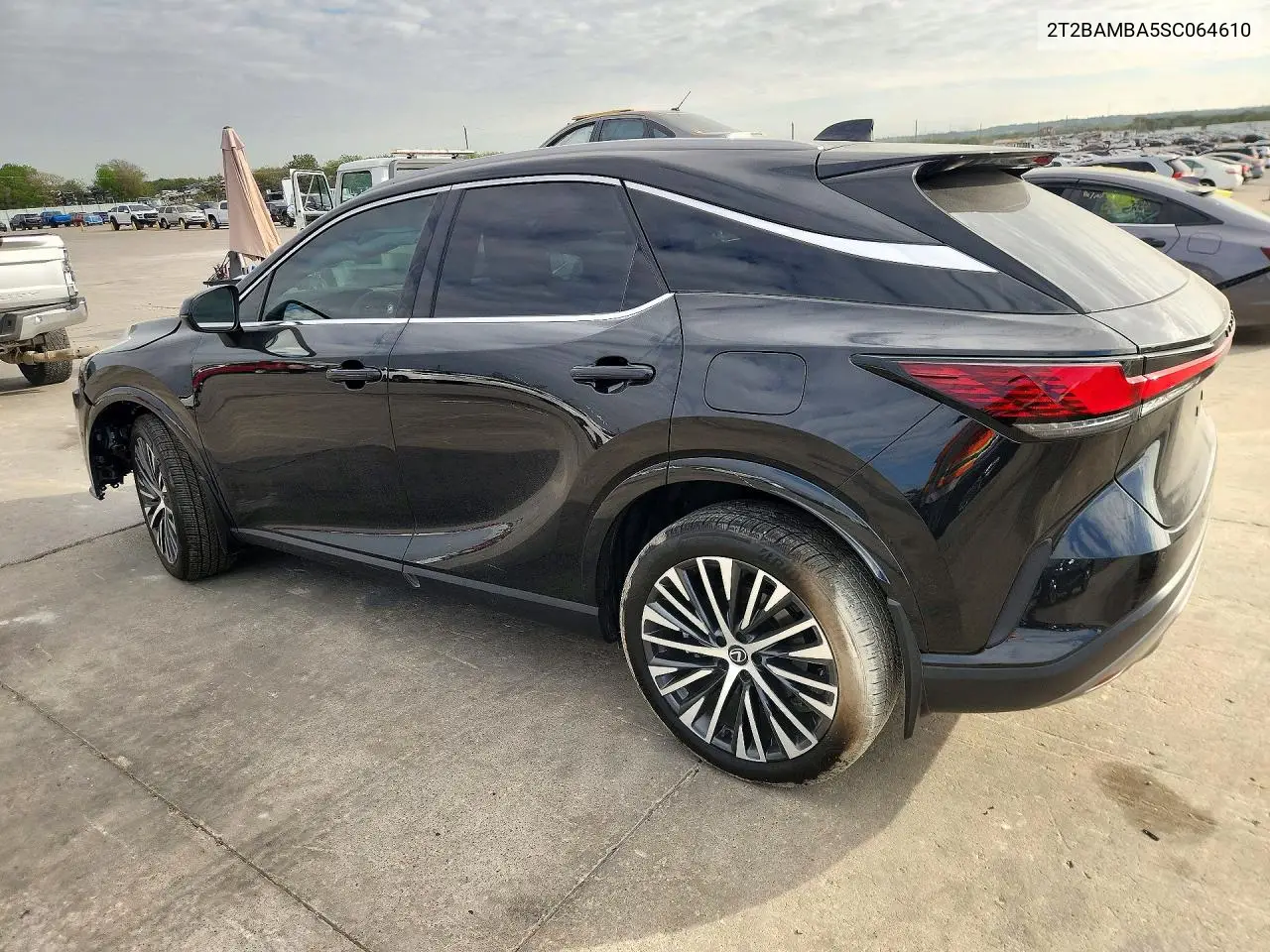 2025 LEXUS RX VIN 2T2BAMBA5SC064610 — фото 2