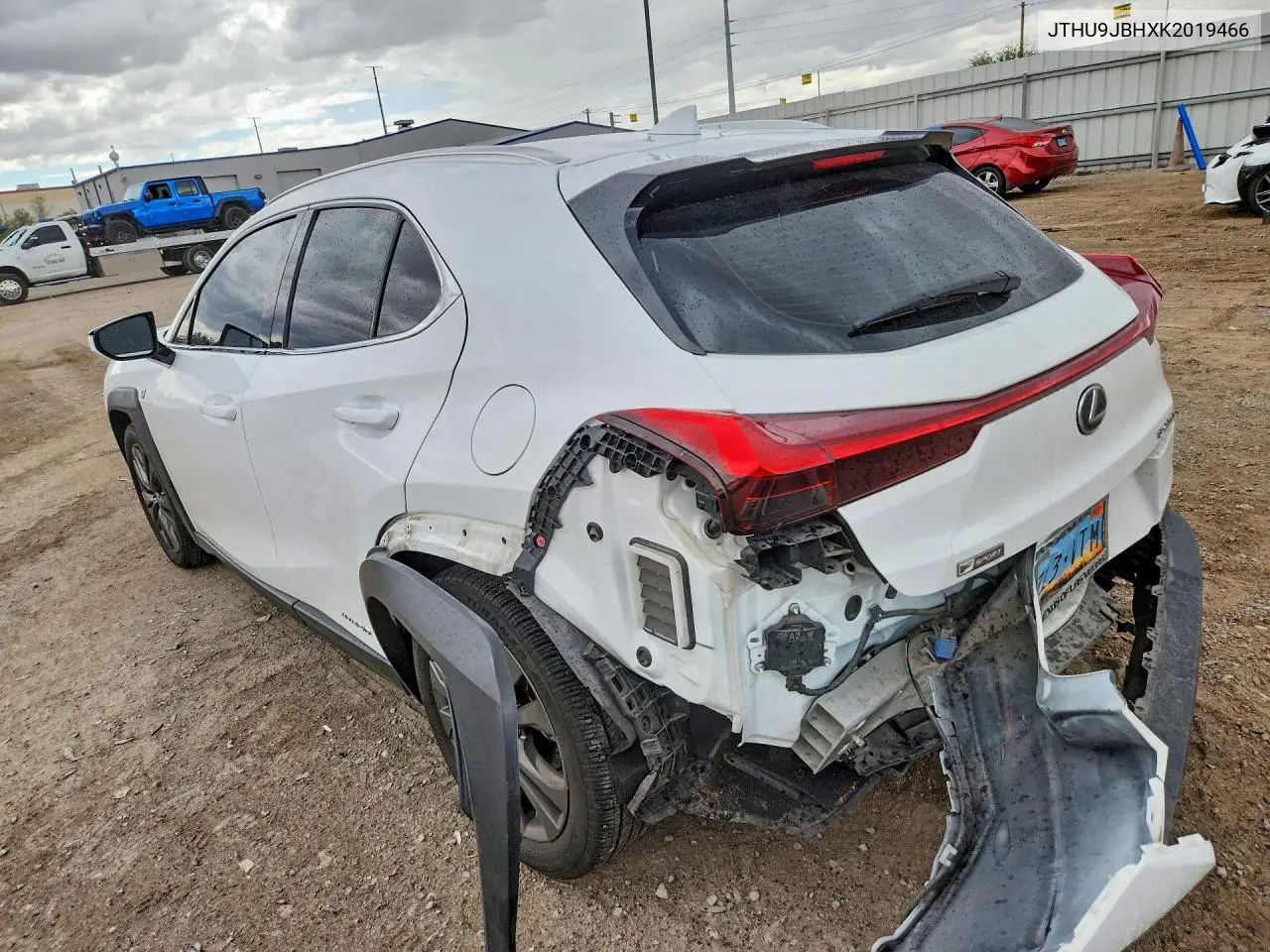 2019 LEXUS UX VIN JTHU9JBHXK2019466 — фото 2