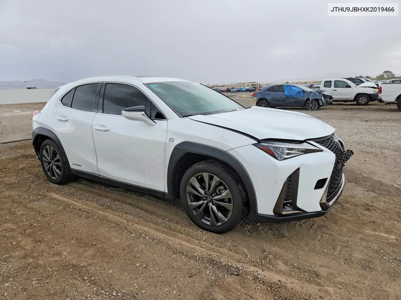 2019 LEXUS UX VIN JTHU9JBHXK2019466 — фото 4