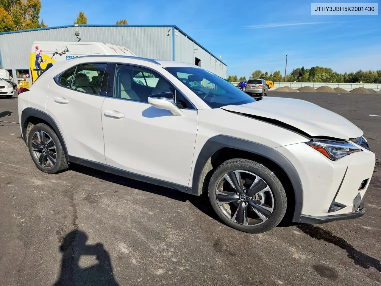 2019 LEXUS UX VIN JTHY3JBH5K2001430 — фото 4