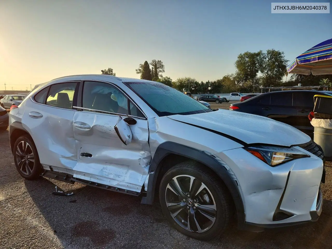 2021 LEXUS UX VIN JTHX3JBH6M2040378 — фото 4
