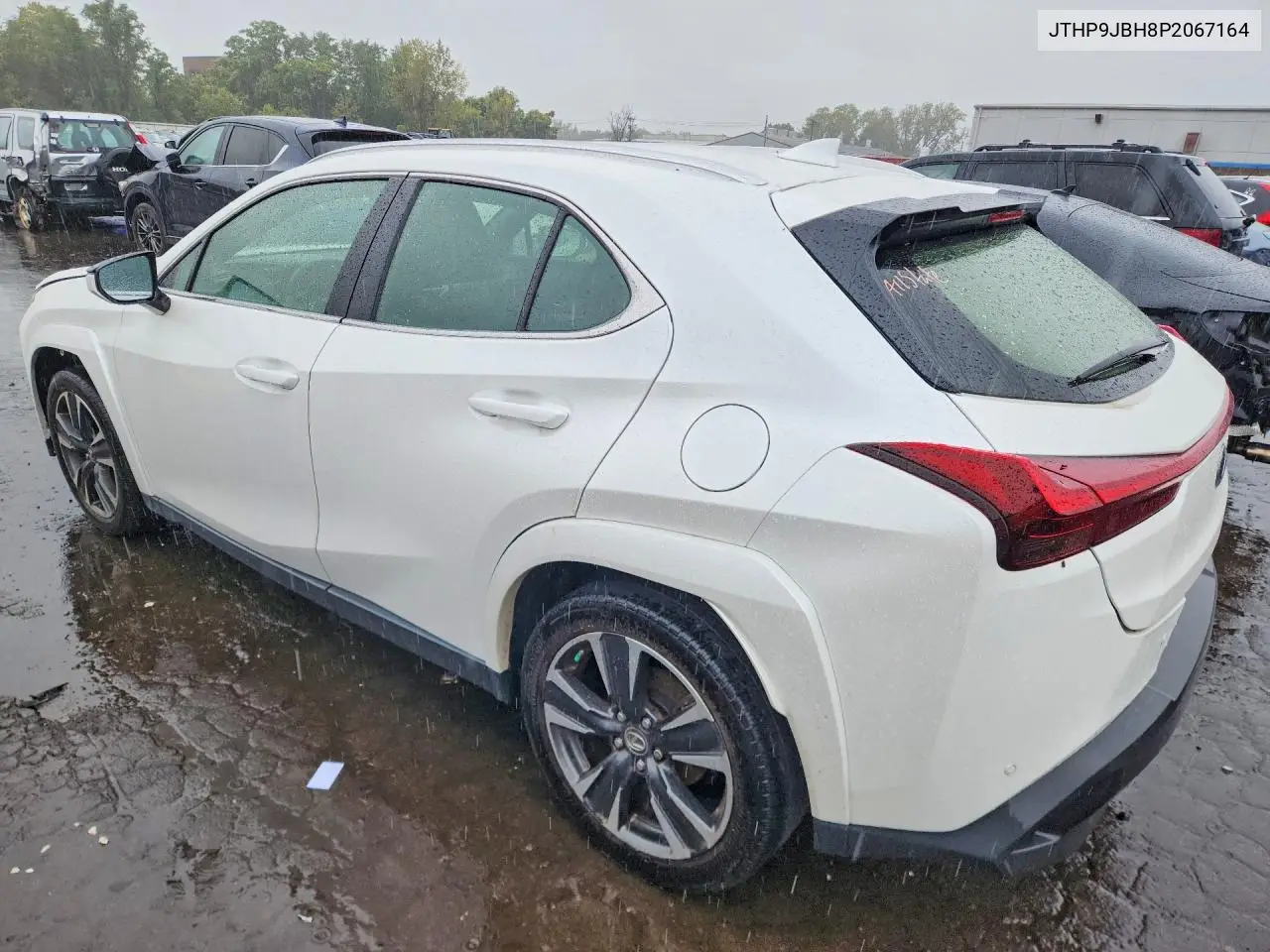 2023 LEXUS UX VIN JTHP9JBH8P2067164 — фото 2