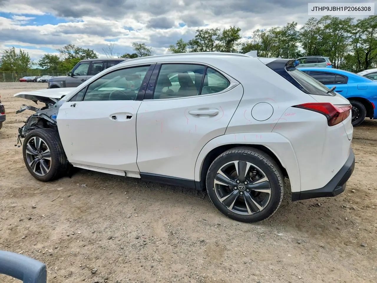 2023 LEXUS UX VIN JTHP9JBH1P2066308 — фото 2