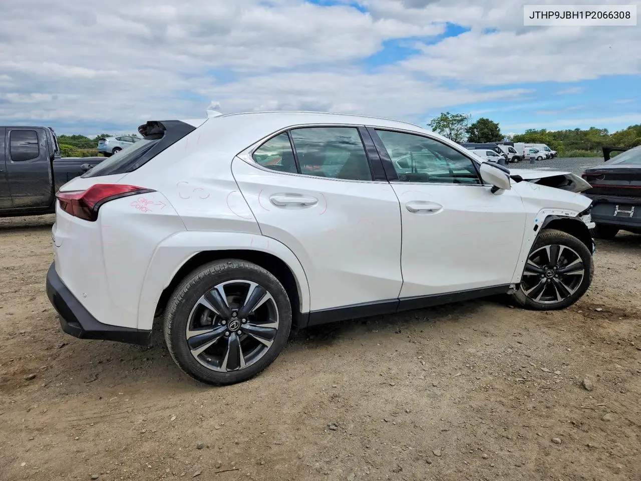2023 LEXUS UX VIN JTHP9JBH1P2066308 — фото 3