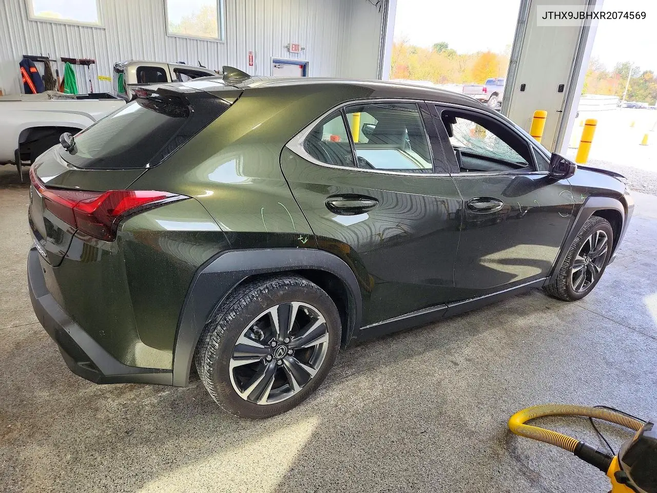 2024 LEXUS UX VIN JTHX9JBHXR2074569 — фото 3