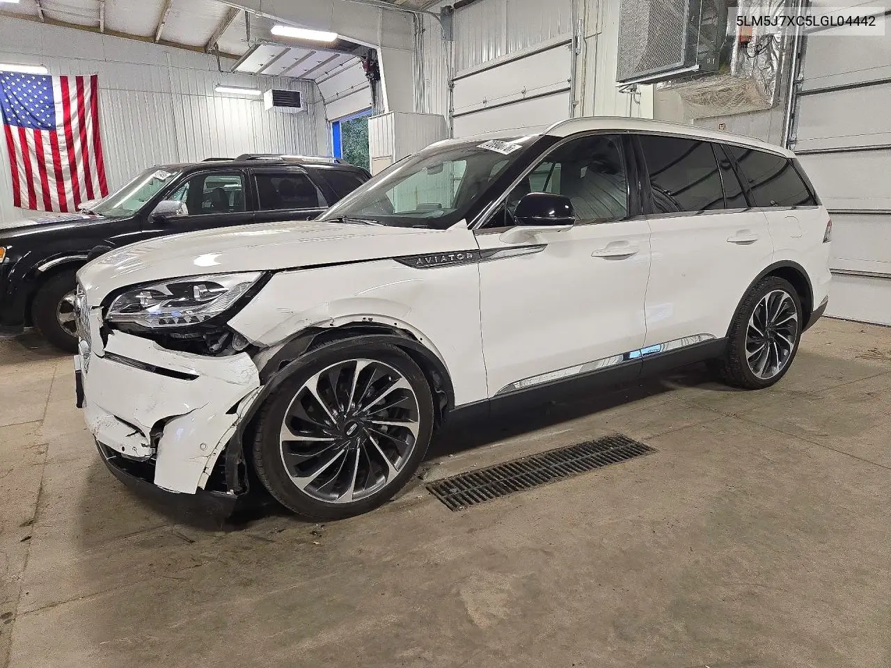 LINCOLN AVIATOR 2020, VIN 5LM5J7XC5LGL04442