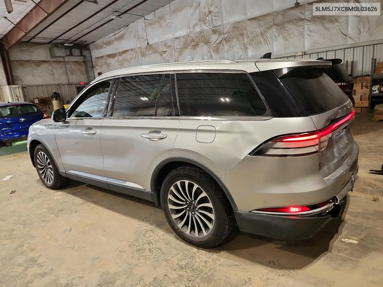 2021 LINCOLN AVIATOR VIN 5LM5J7XC8MGL03626 — фото 2