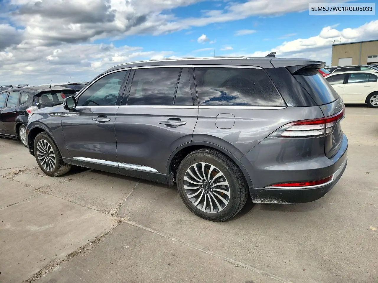 2024 LINCOLN AVIATOR VIN 5LM5J7WC1RGL05033 — фото 2