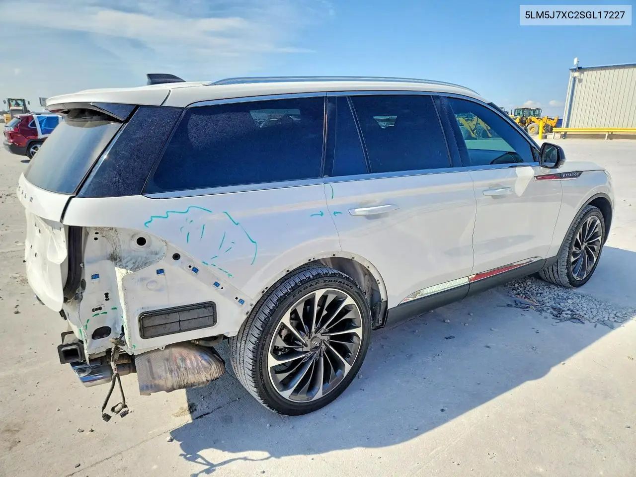 2025 LINCOLN AVIATOR VIN 5LM5J7XC2SGL17227 — фото 3
