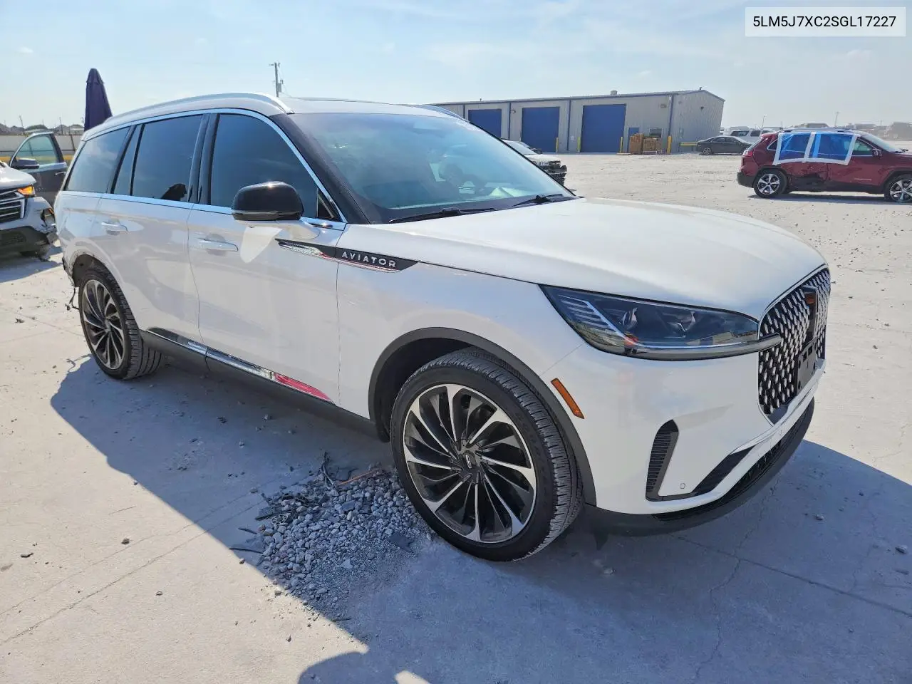2025 LINCOLN AVIATOR VIN 5LM5J7XC2SGL17227 — фото 4