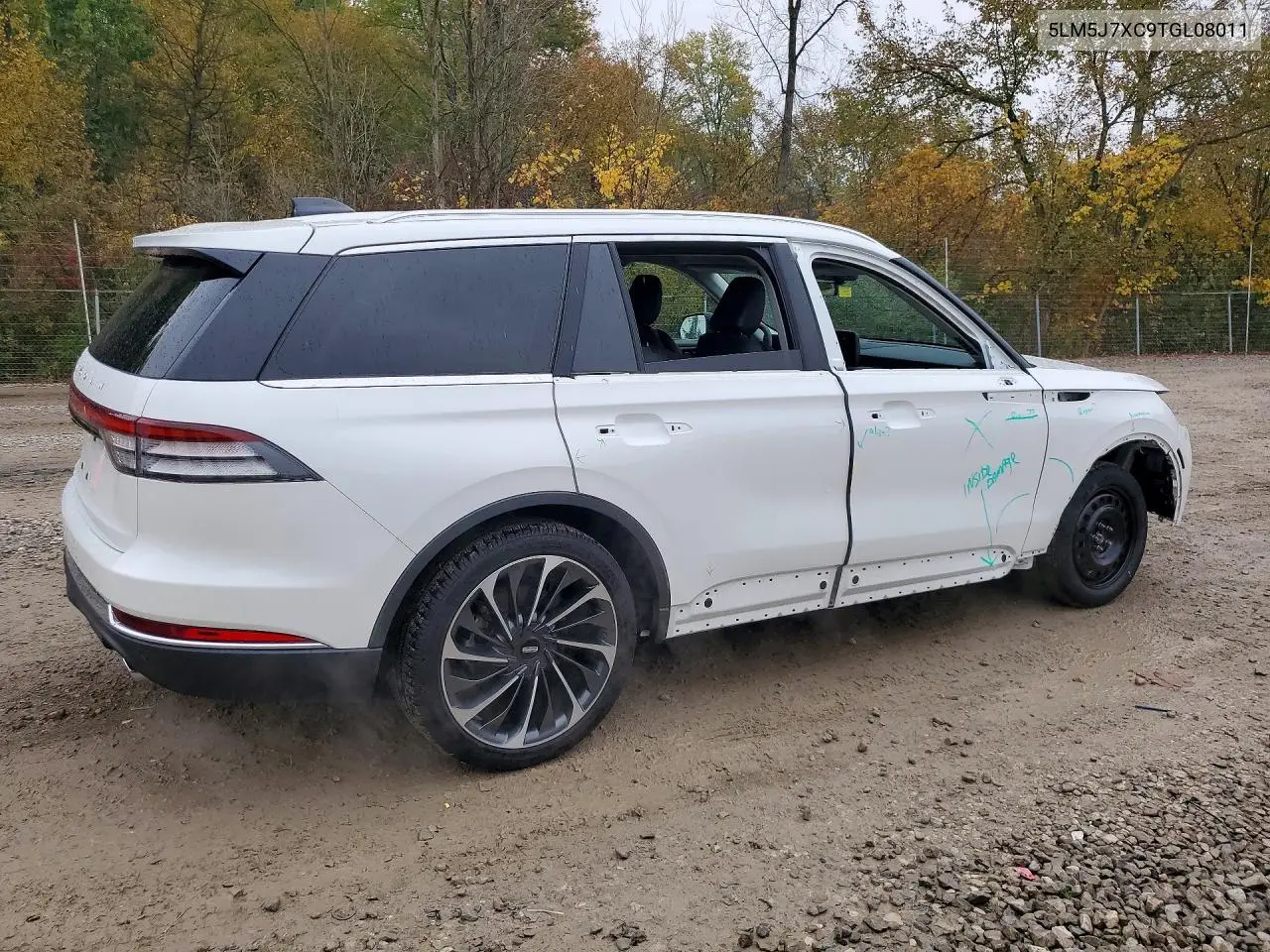 2026 LINCOLN AVIATOR VIN 5LM5J7XC9TGL08011 — фото 3