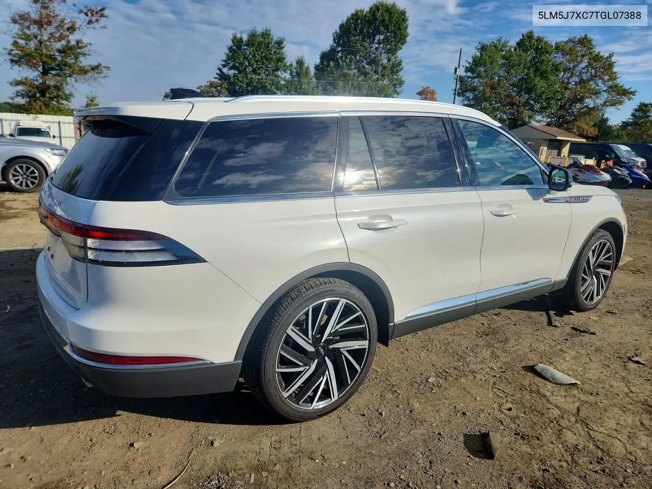 2026 LINCOLN AVIATOR VIN 5LM5J7XC7TGL07388 — фото 3