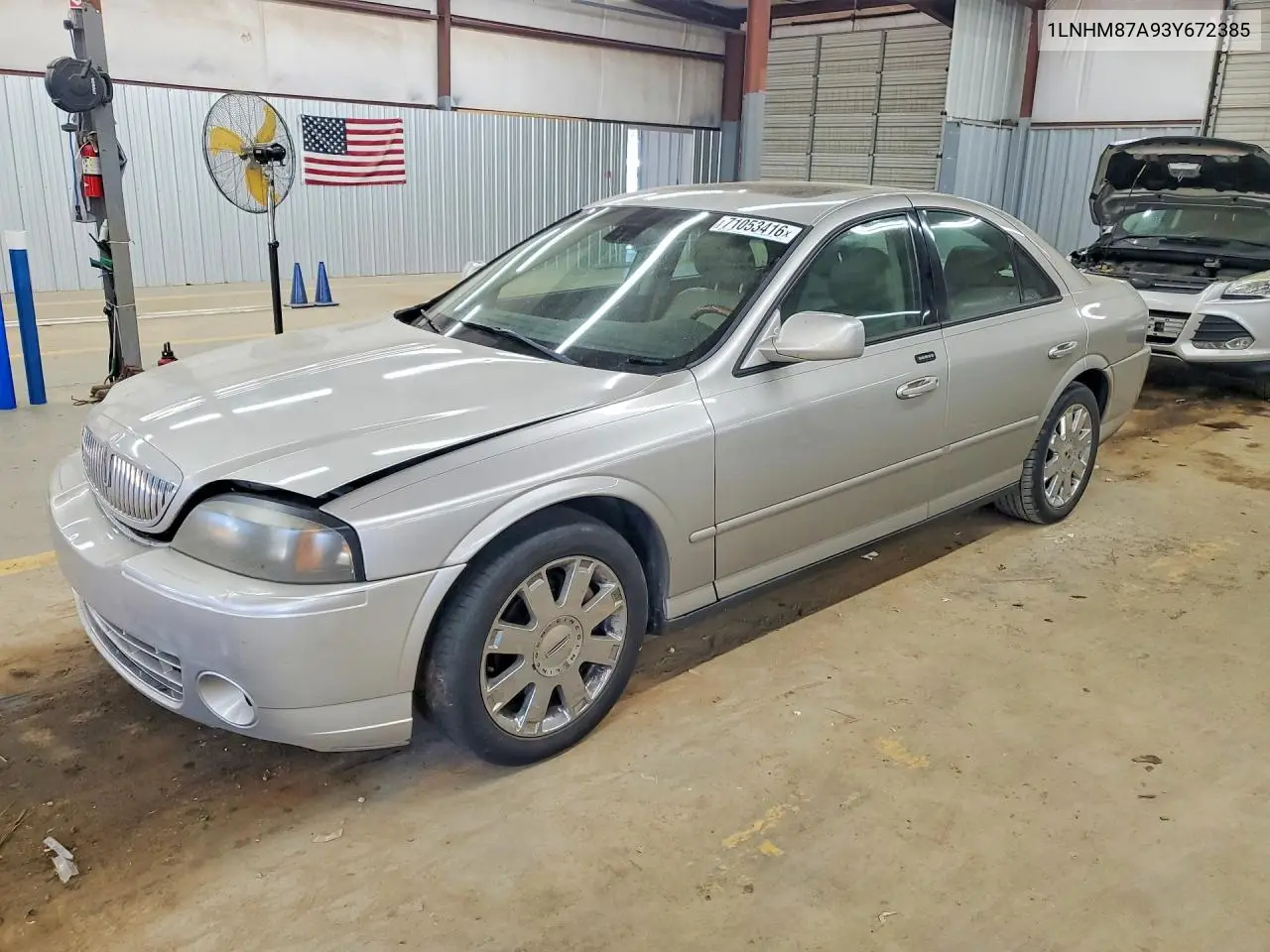 LINCOLN LS 2003, VIN 1LNHM87A93Y672385