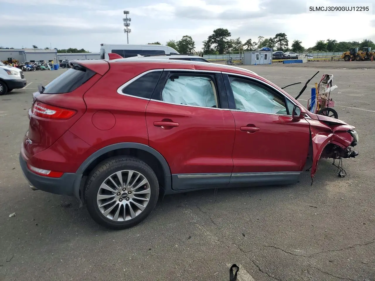 2016 LINCOLN MKC VIN 5LMCJ3D90GUJ12295 — фото 3