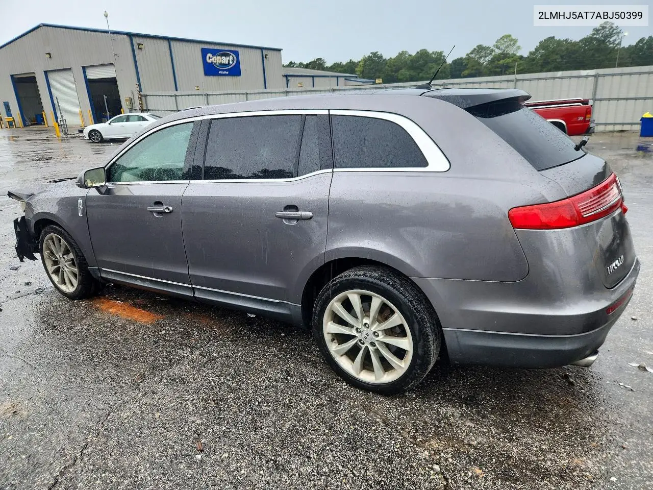 2010 LINCOLN MKT VIN 2LMHJ5AT7ABJ50399 — фото 2