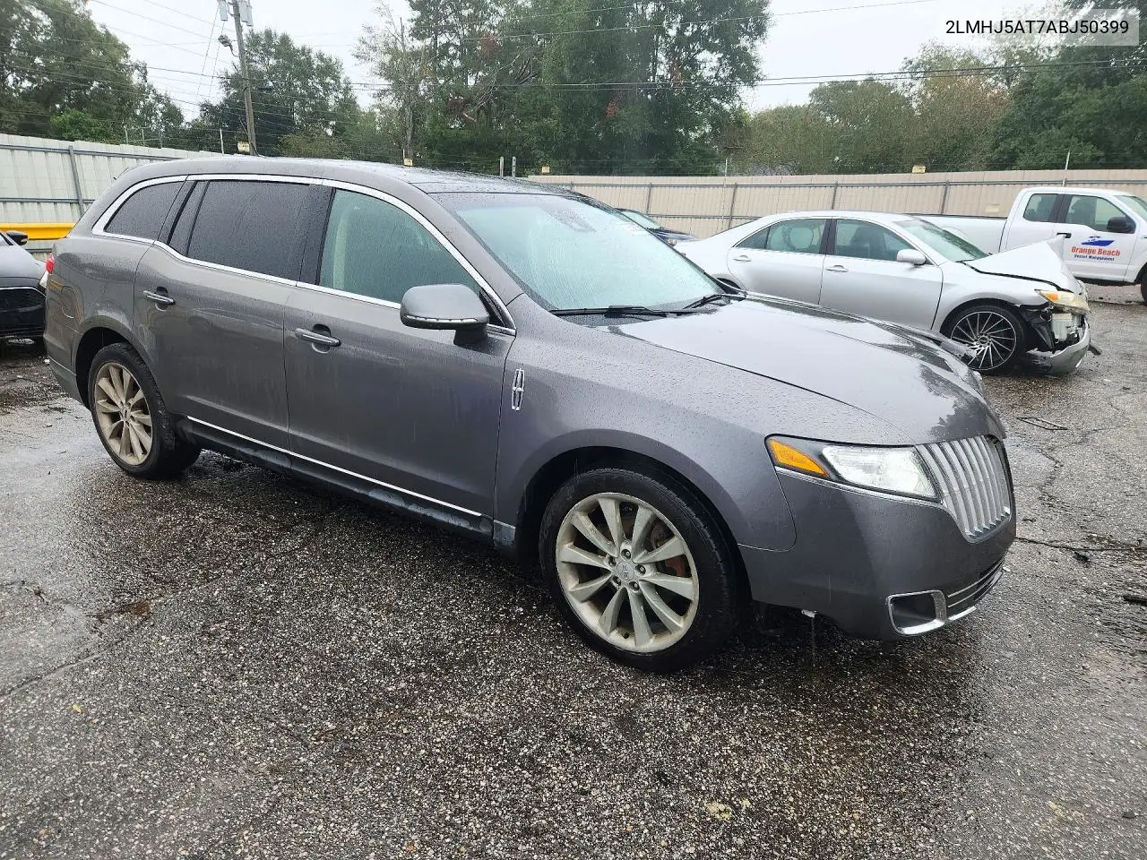 2010 LINCOLN MKT VIN 2LMHJ5AT7ABJ50399 — фото 4