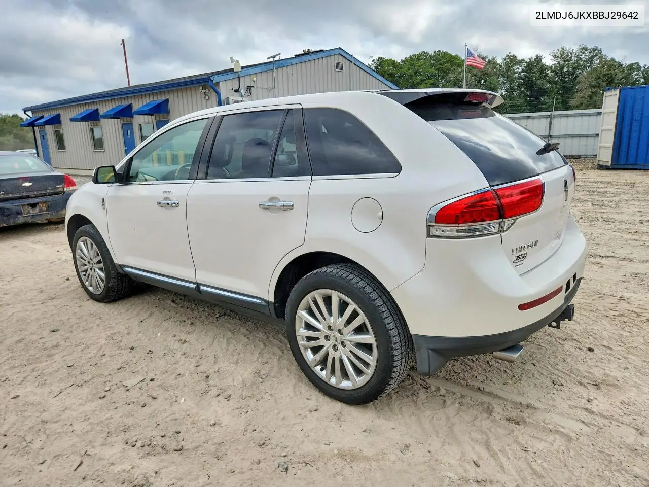 2011 LINCOLN MKX VIN 2LMDJ6JKXBBJ29642 — фото 2