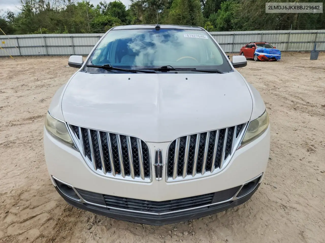 2011 LINCOLN MKX VIN 2LMDJ6JKXBBJ29642 — фото 5