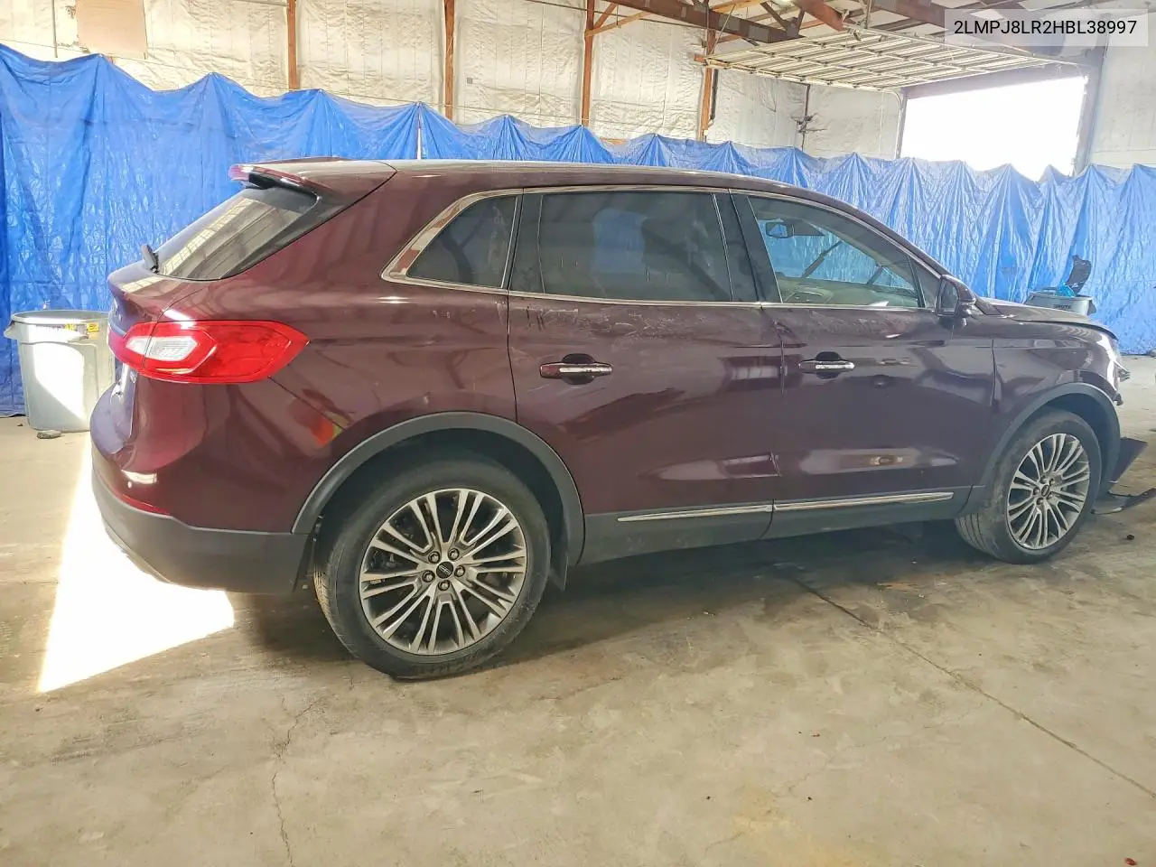 2017 LINCOLN MKX VIN 2LMPJ8LR2HBL38997 — фото 3