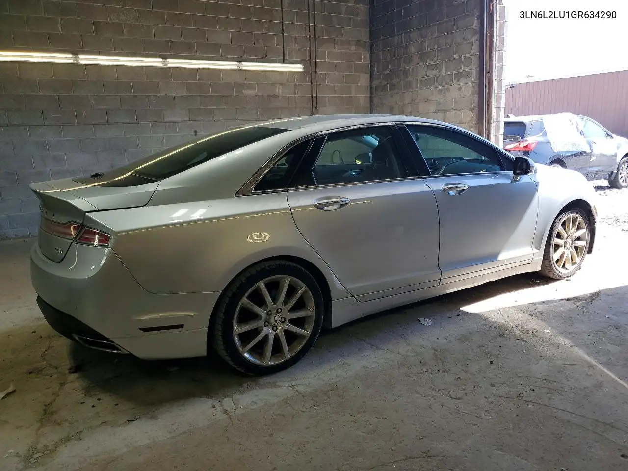 2016 LINCOLN MKZ VIN 3LN6L2LU1GR634290 — фото 3
