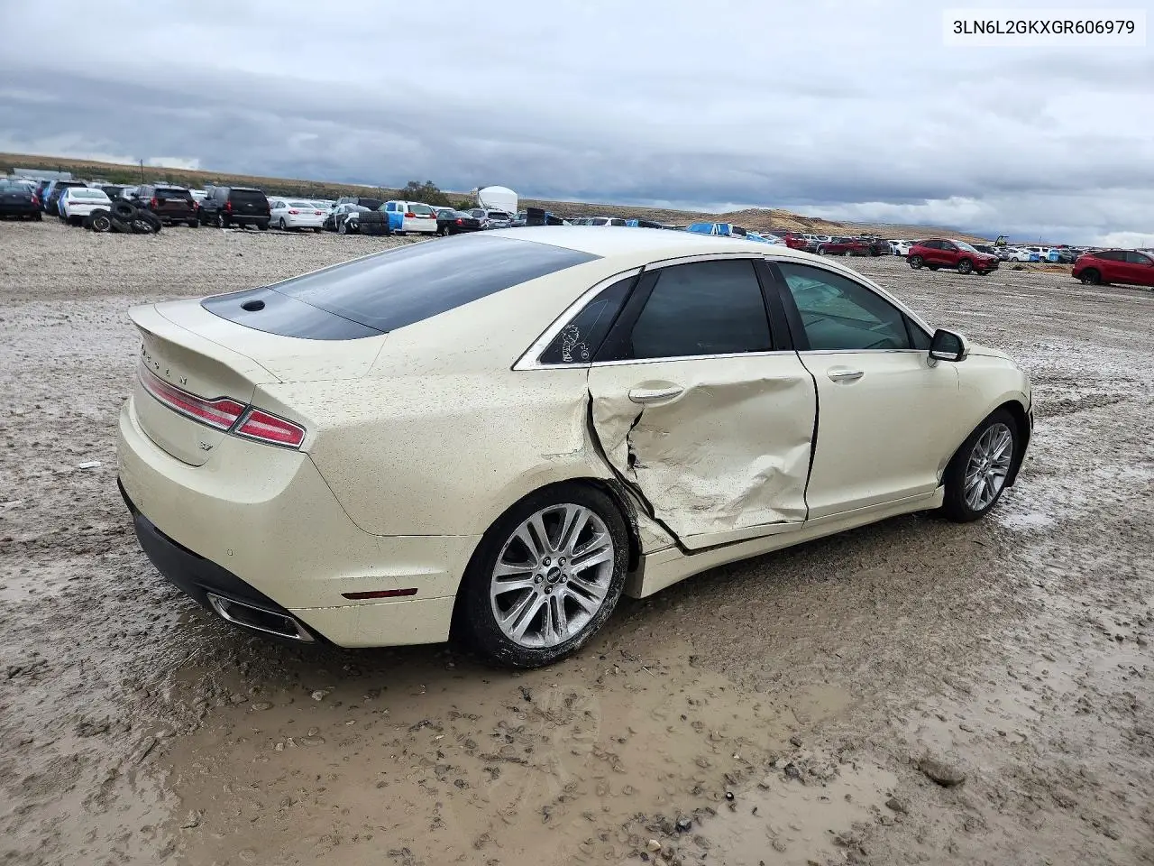 2016 LINCOLN MKZ VIN 3LN6L2GKXGR606979 — фото 3