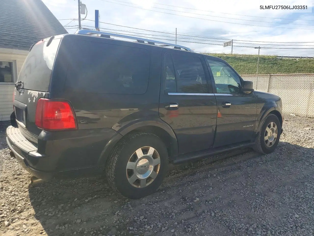 2006 LINCOLN NAVIGATOR VIN 5LMFU27506LJ03351 — фото 3