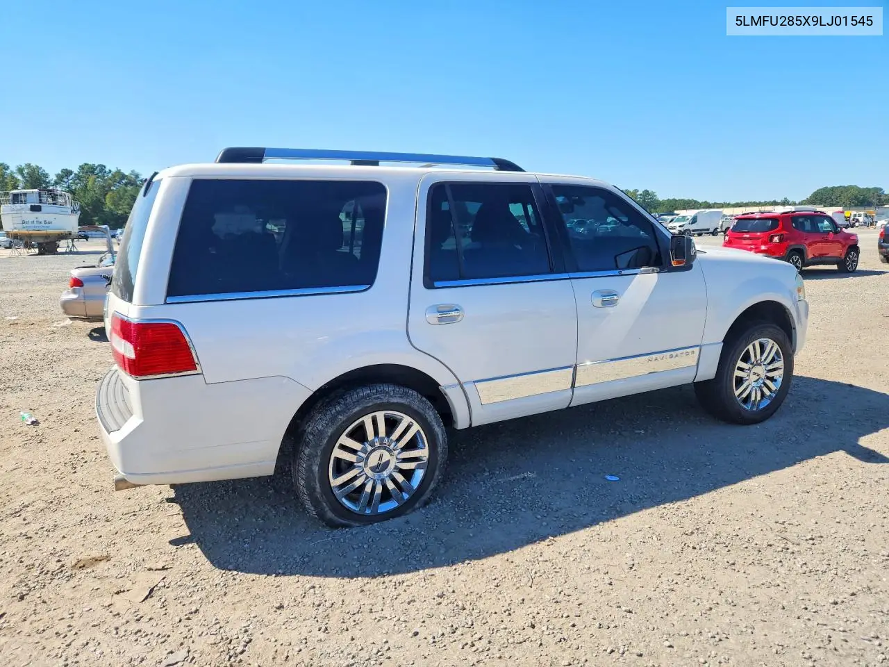 2009 LINCOLN NAVIGATOR VIN 5LMFU285X9LJ01545 — фото 3