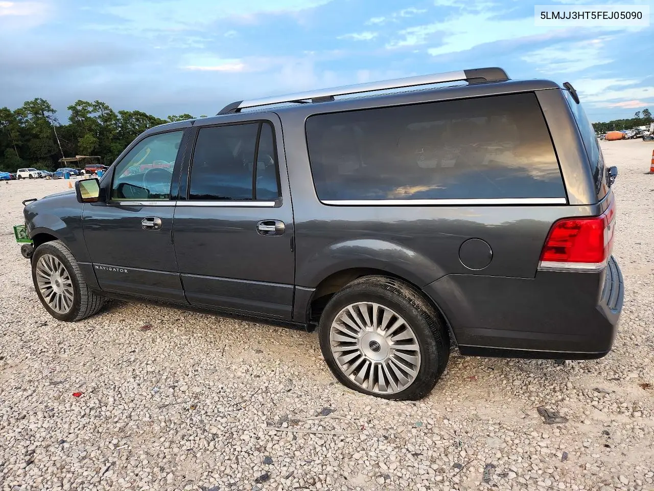 2015 LINCOLN NAVIGATOR VIN 5LMJJ3HT5FEJ05090 — фото 2