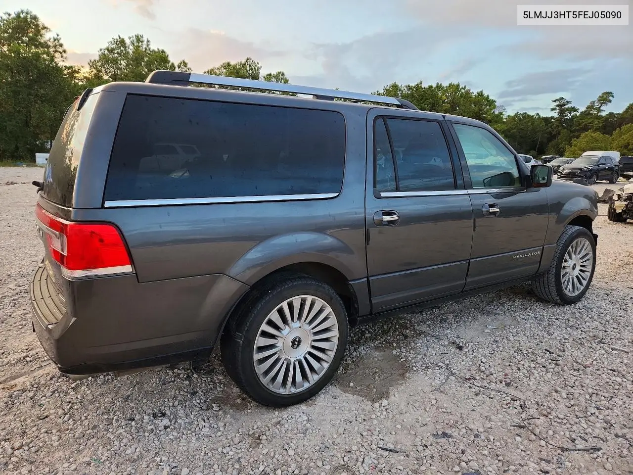 2015 LINCOLN NAVIGATOR VIN 5LMJJ3HT5FEJ05090 — фото 3