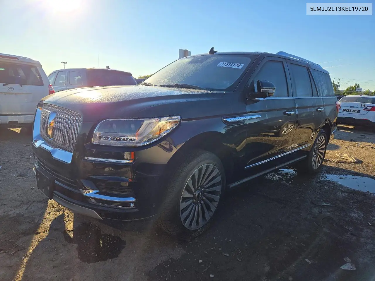 LINCOLN NAVIGATOR 2019, VIN 5LMJJ2LT3KEL19720
