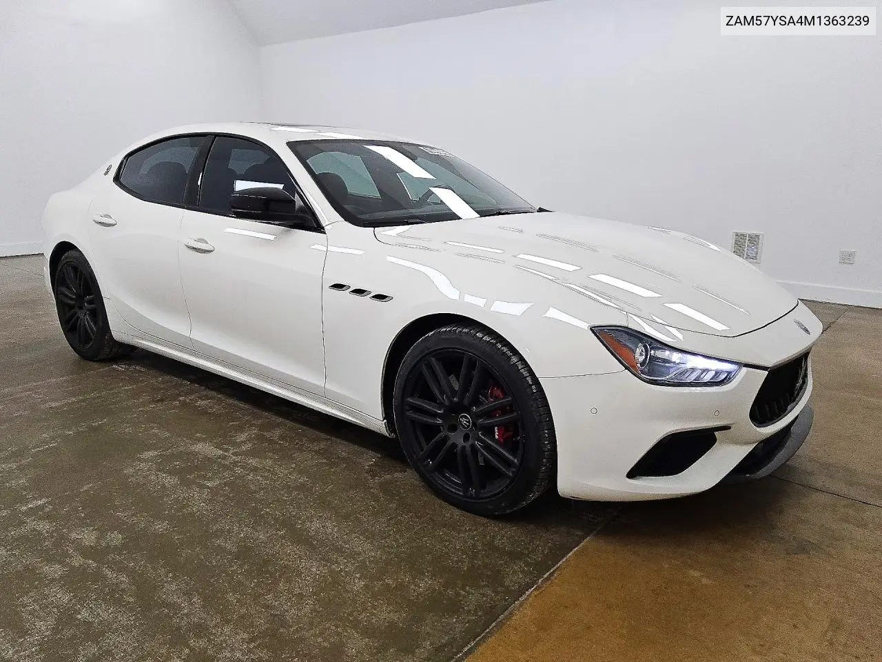 2021 MASERATI GHIBLI VIN ZAM57YSA4M1363239 — фото 4