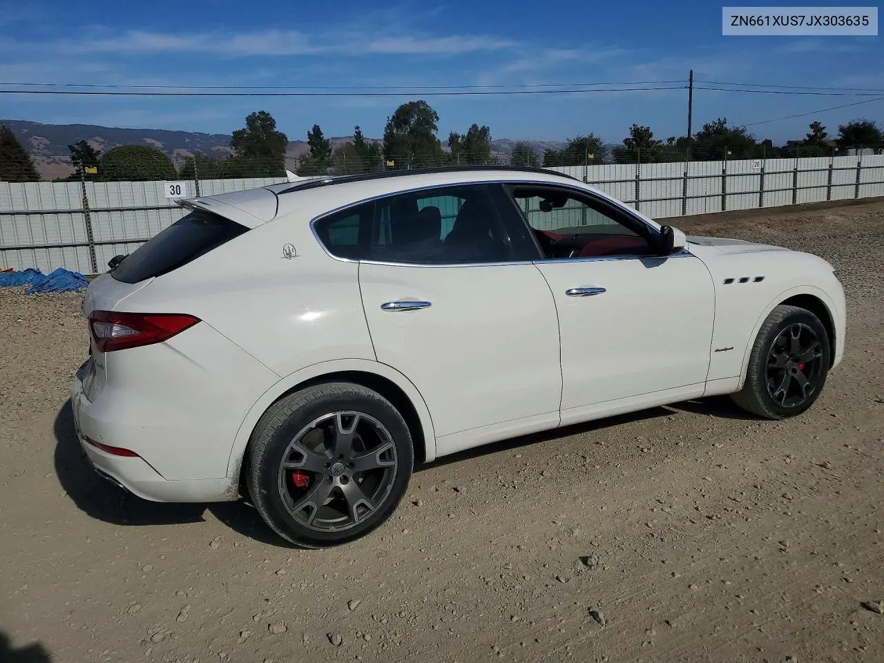 2018 MASERATI LEVANTE VIN ZN661XUS7JX303635 — фото 3
