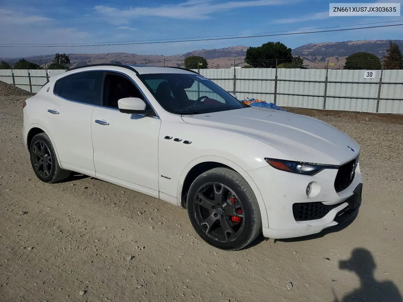 2018 MASERATI LEVANTE VIN ZN661XUS7JX303635 — фото 4