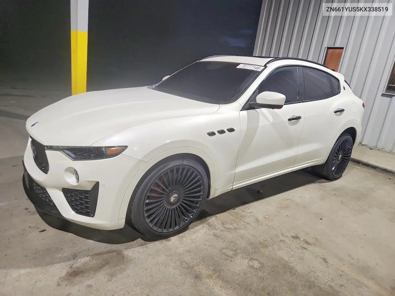 MASERATI LEVANTE 2019, VIN ZN661YUS5KX338519