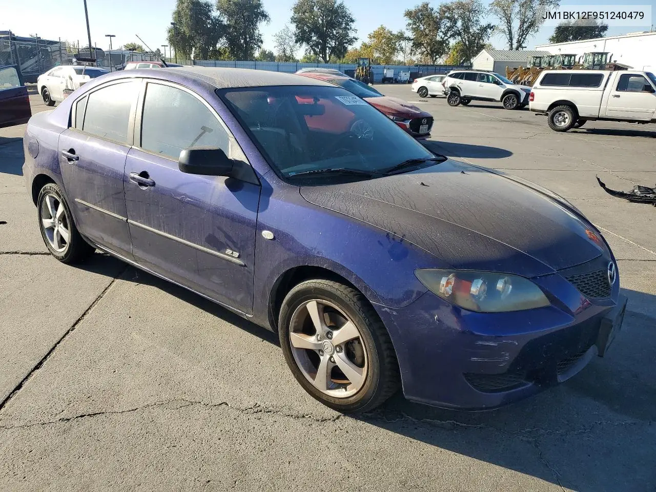 2005 MAZDA 3 VIN JM1BK12F951240479 — фото 4