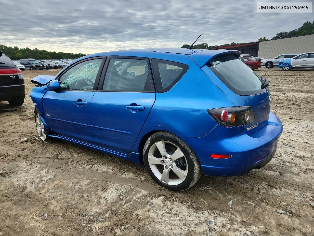 2005 MAZDA 3 VIN JM1BK143X51296949 — фото 2