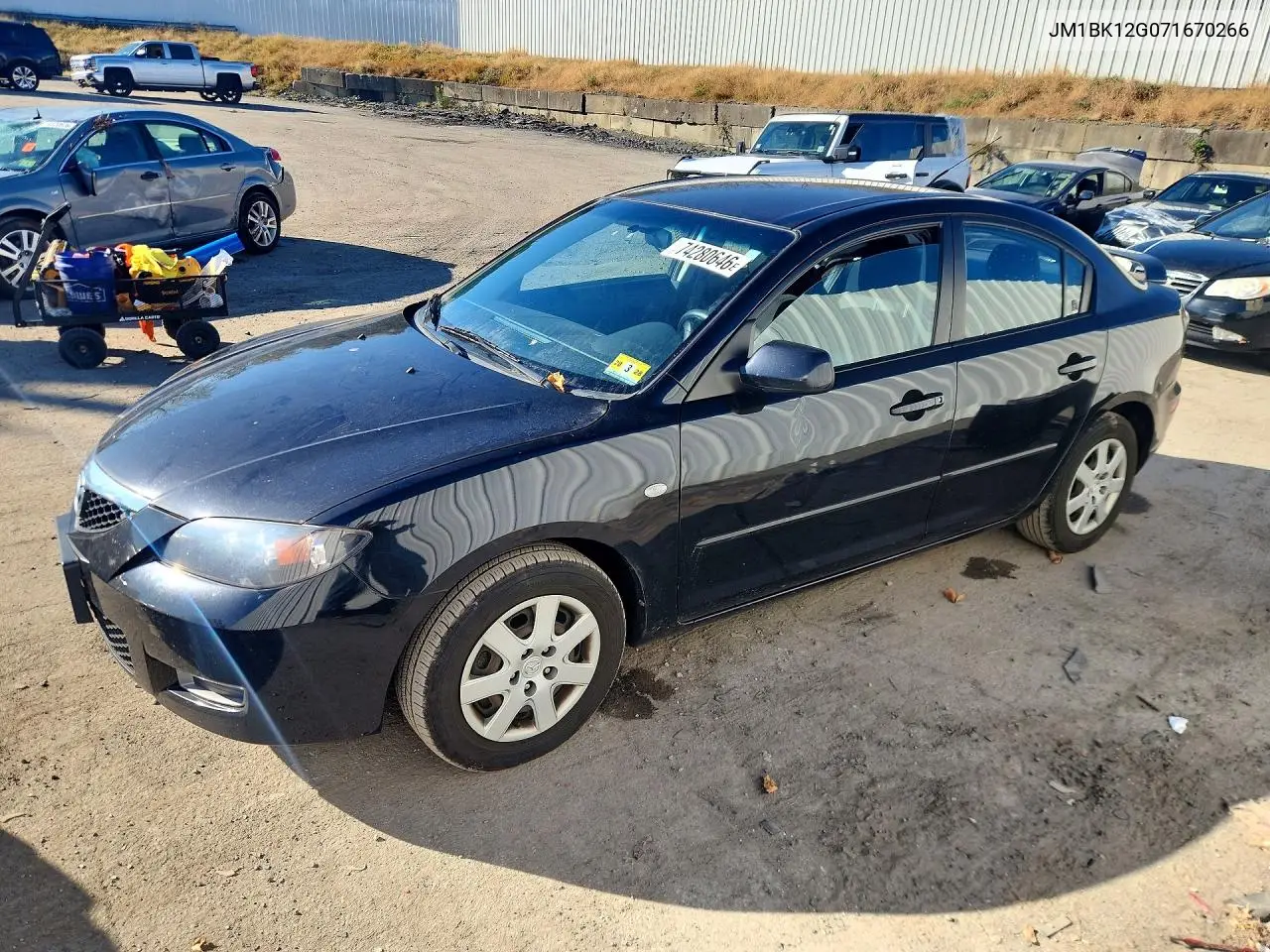 MAZDA 3 2007, VIN JM1BK12G071670266