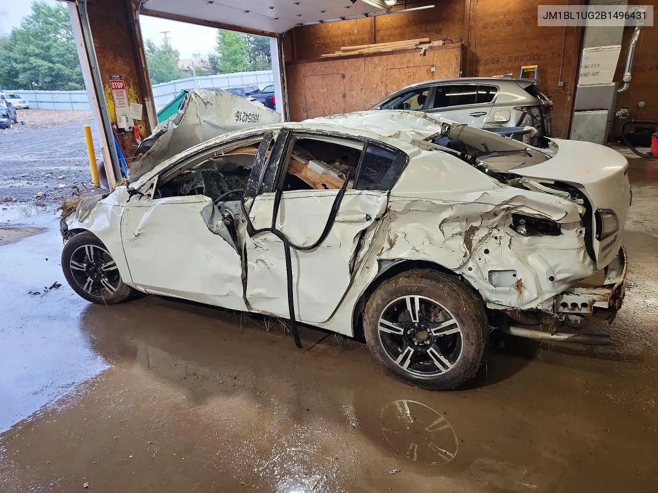 2011 MAZDA 3 VIN JM1BL1UG2B1496431 — фото 2