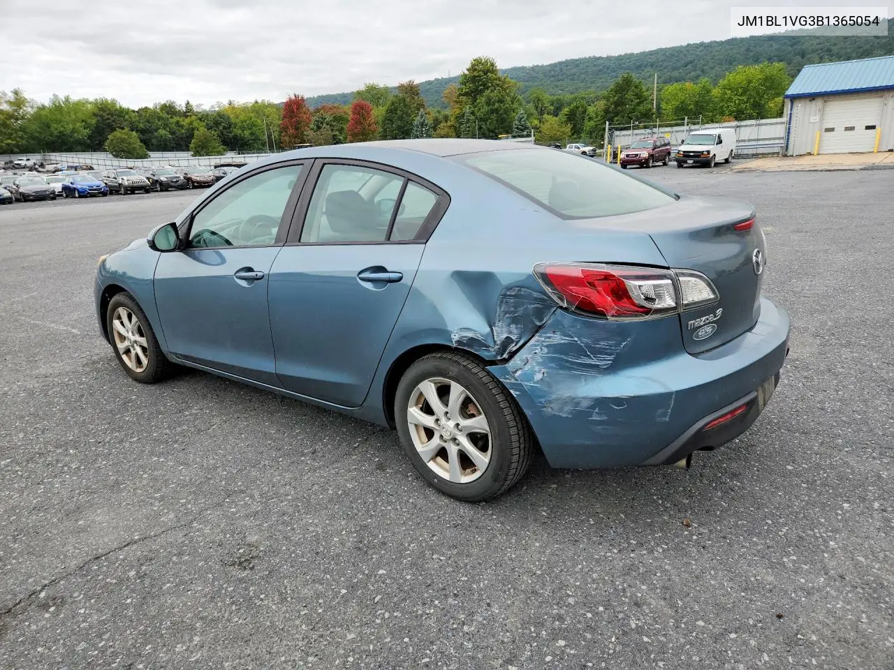 2011 MAZDA 3 VIN JM1BL1VG3B1365054 — фото 2