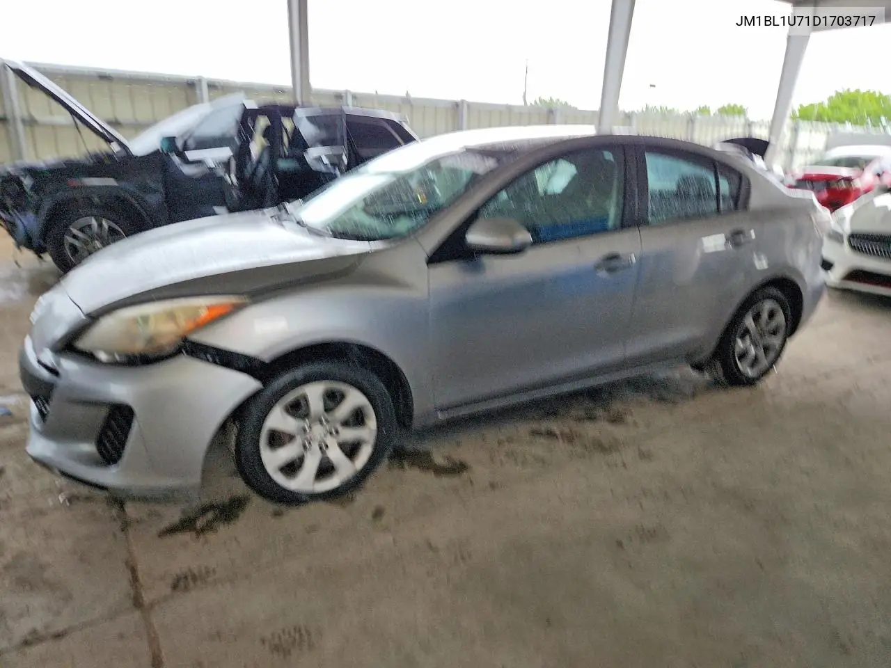 MAZDA 3 2013, VIN JM1BL1U71D1703717