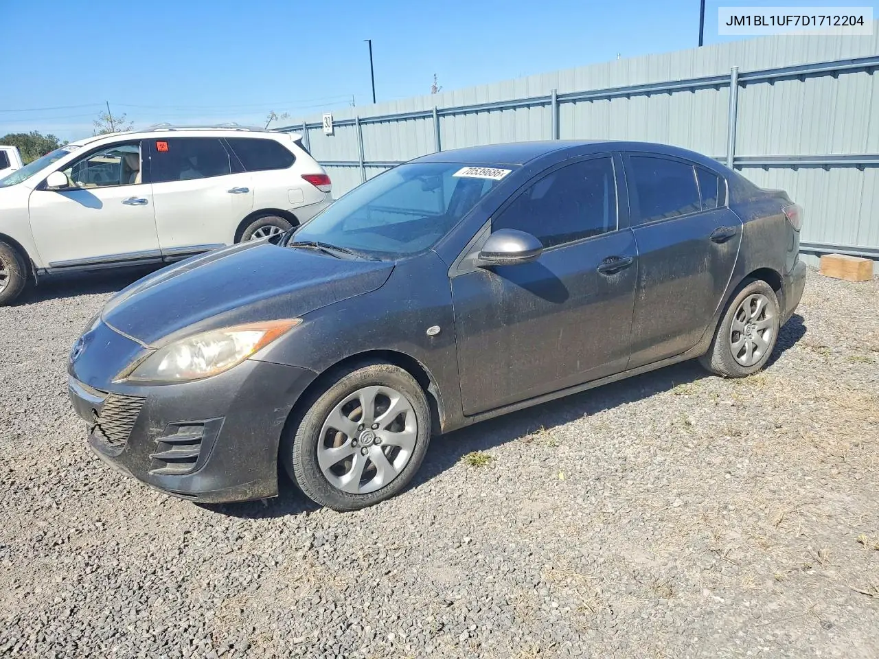 MAZDA 3 2013, VIN JM1BL1UF7D1712204
