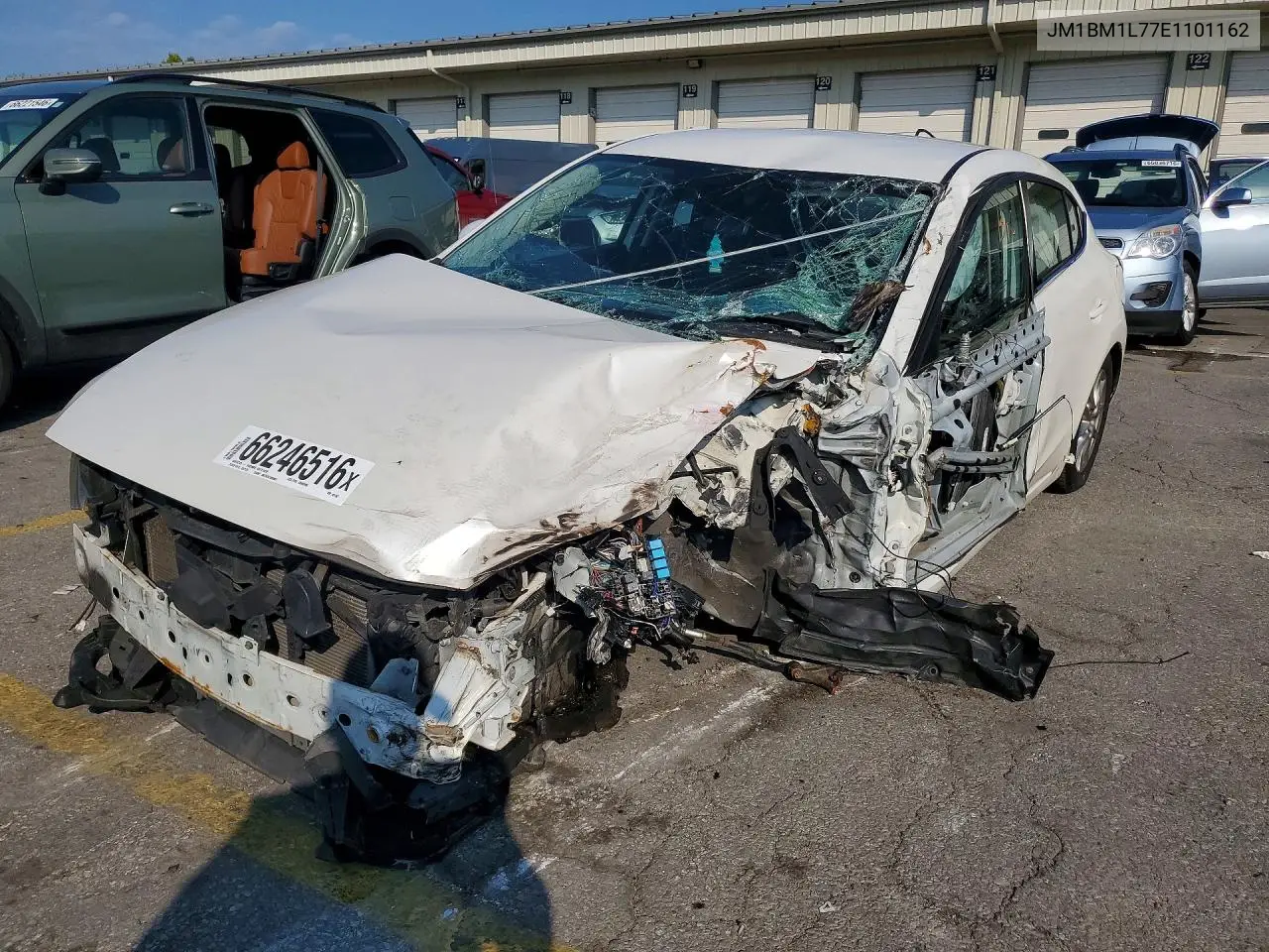 MAZDA 3 2014, VIN JM1BM1L77E1101162