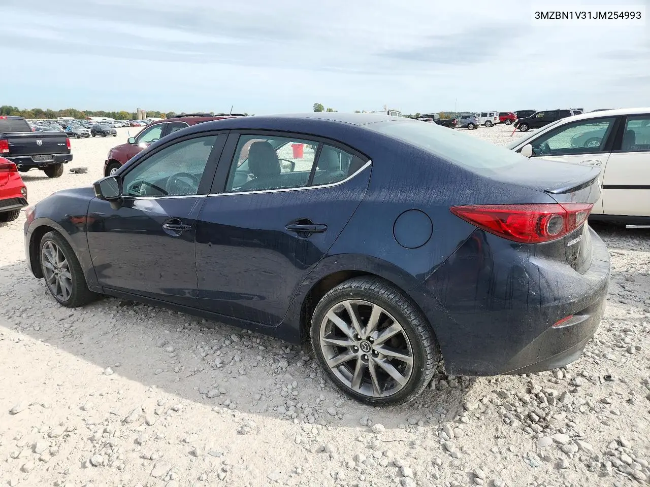 2018 MAZDA 3 VIN 3MZBN1V31JM254993 — фото 2
