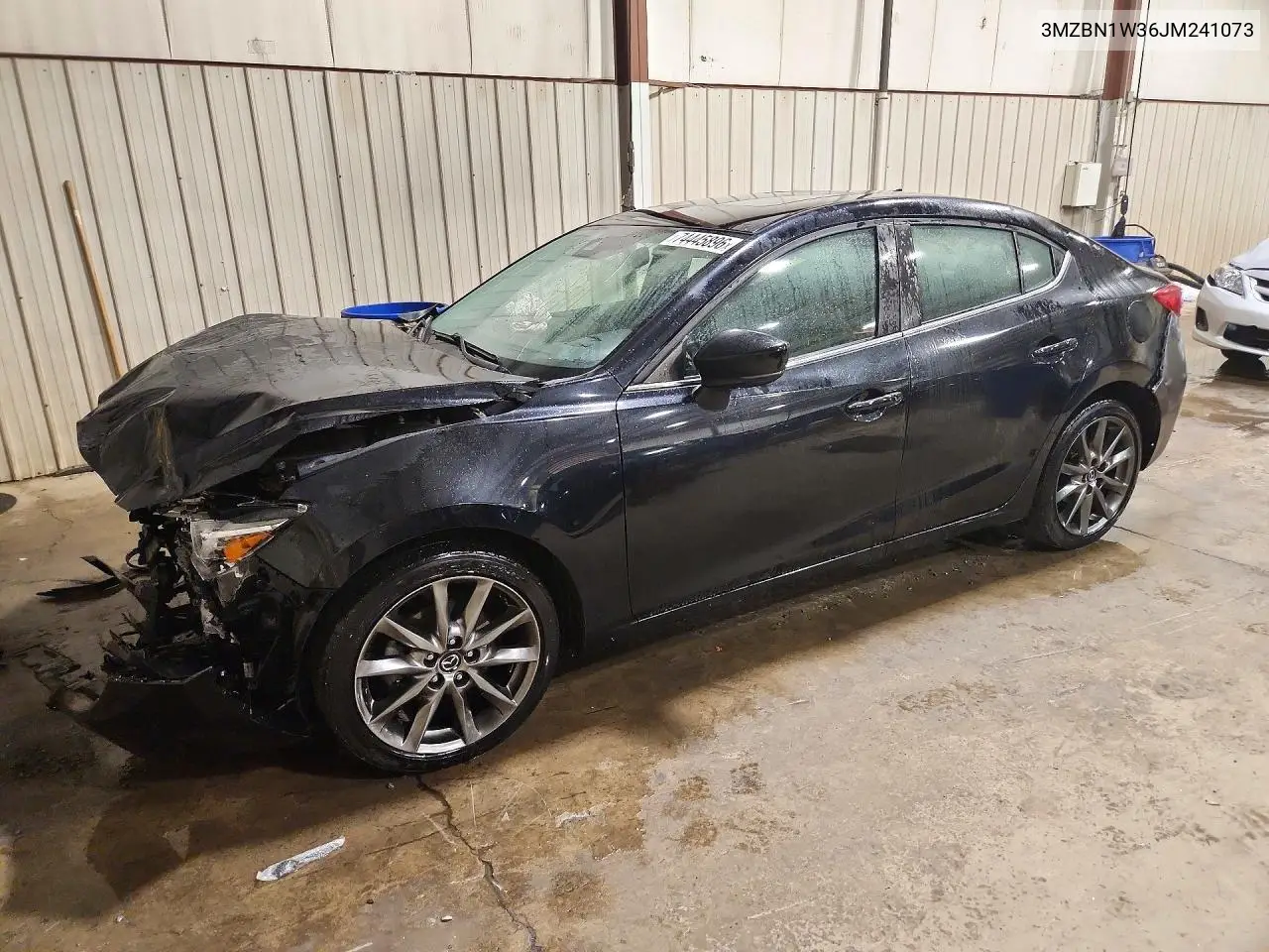 MAZDA 3 2018, VIN 3MZBN1W36JM241073