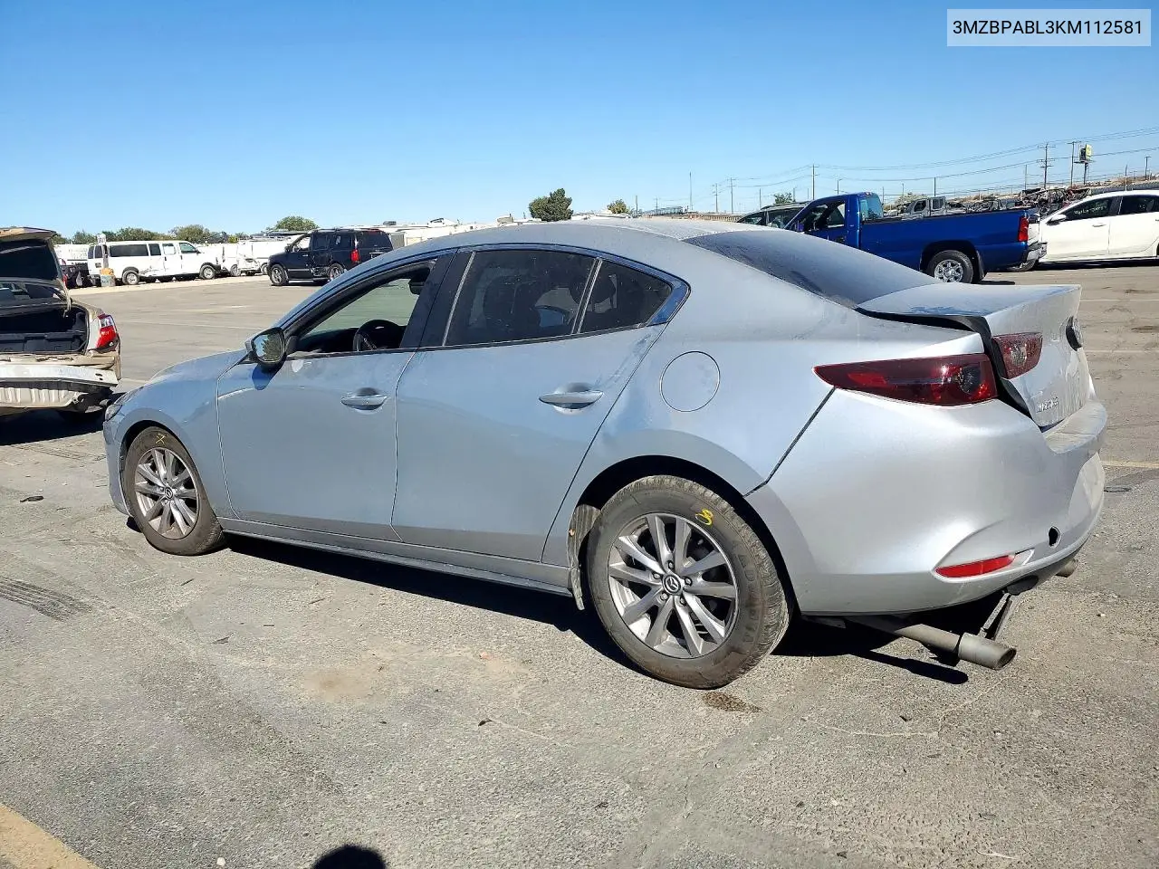 2019 MAZDA 3 VIN 3MZBPABL3KM112581 — фото 2