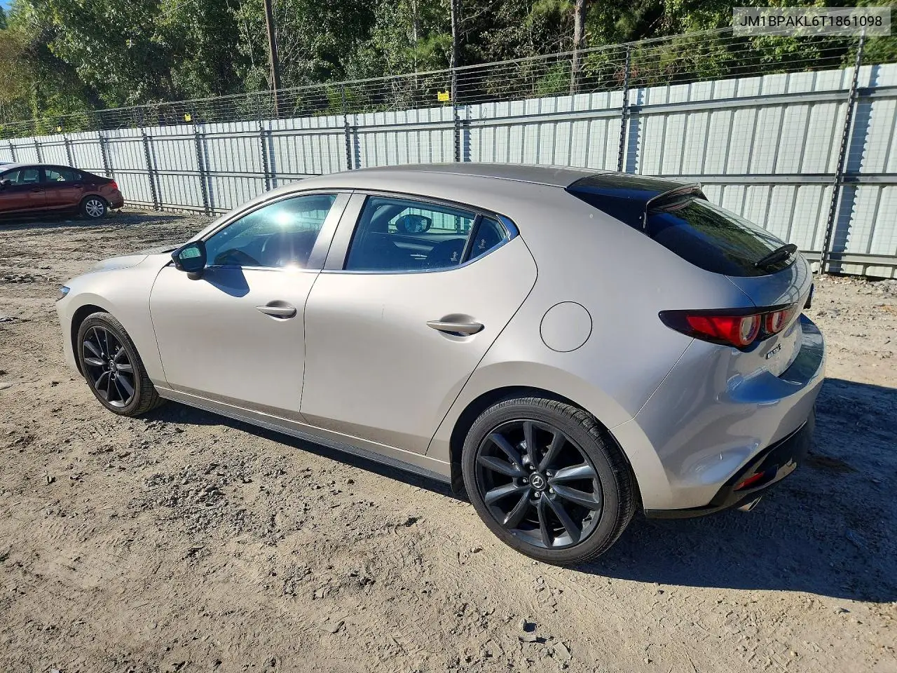 2026 MAZDA 3 VIN JM1BPAKL6T1861098 — фото 2