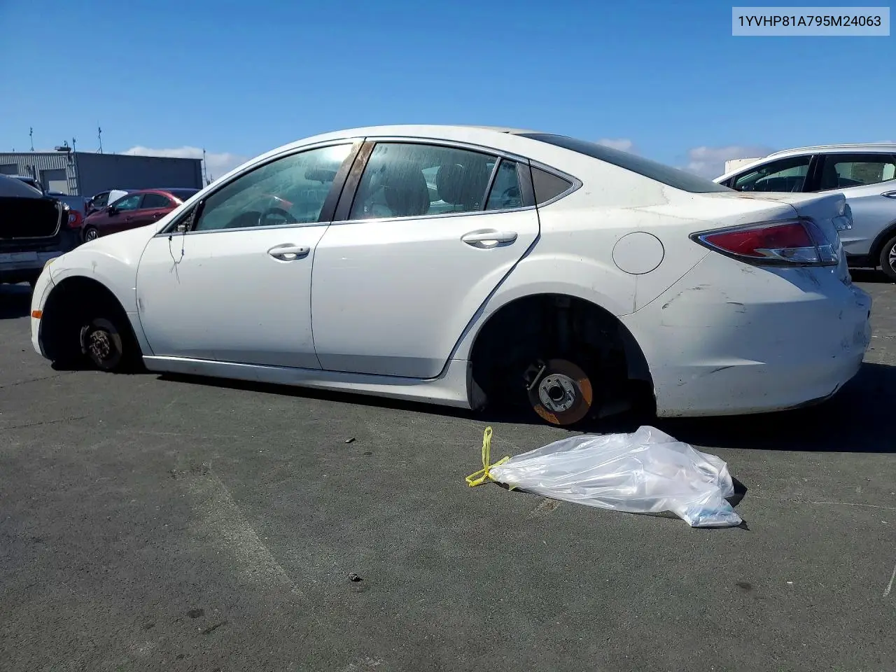 2009 MAZDA 6 VIN 1YVHP81A795M24063 — фото 2